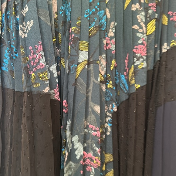 Banana Republic Green Midi A-line Skirt - Picture 3 of 5